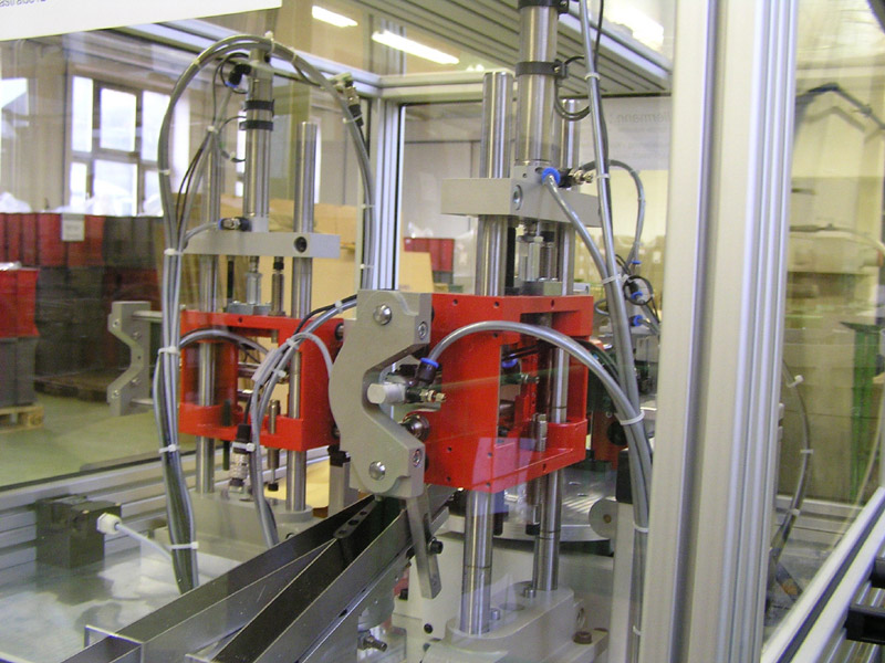 Montageanlage als Beispiel für industrielle Automatisierung